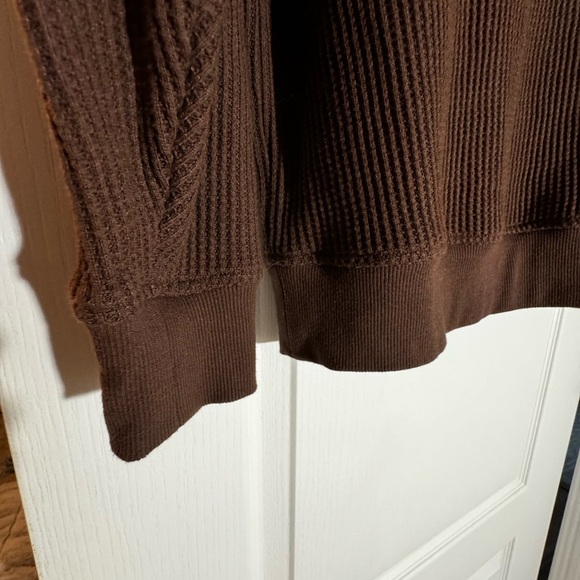 Waffle Crewneck Pullover - Nuuds - Picture 4 of 5